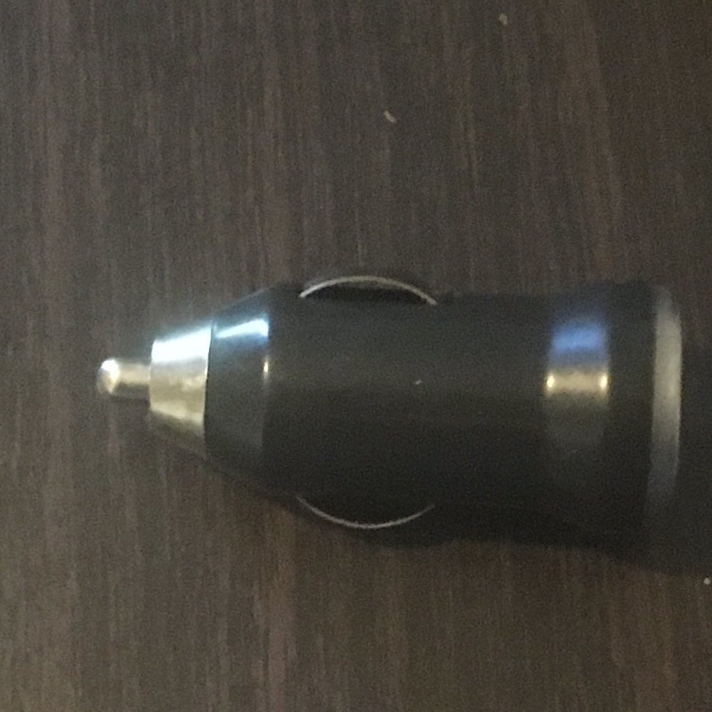 Brand New Generic USB Car Charger Adapter, 1A Output, Single Device